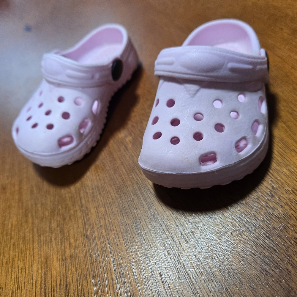 New born crock type shoes - Picture 4 of 6